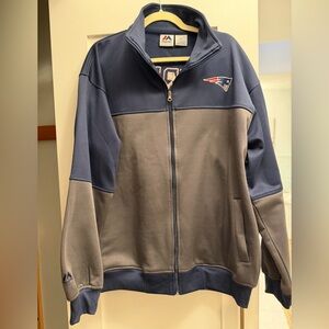 Men's Patriots Navy and Gray Jacket size XLT